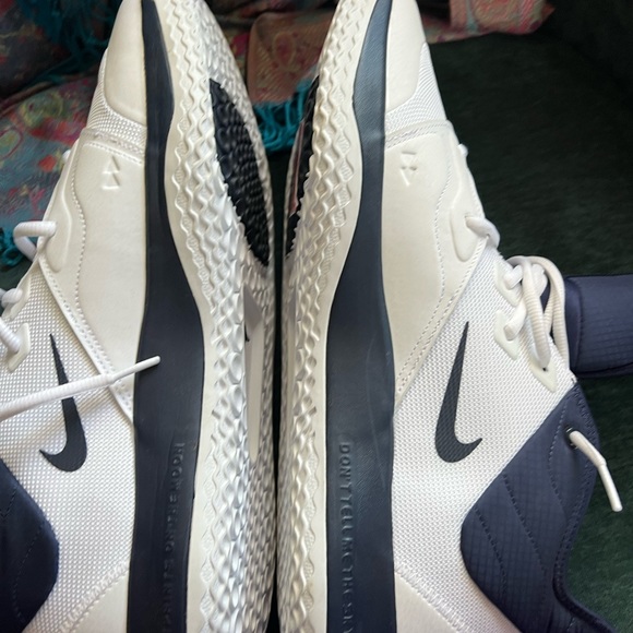 Nike Paul George 17 Sneakers Big Tall Blue White main image 4